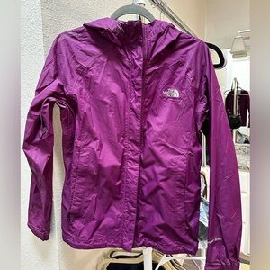 NorthFace Raincoat (Women’s SMALL)